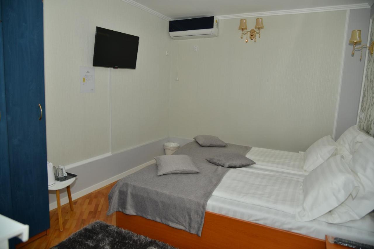 Apartmán Stejarul Buzău Exteriér fotografie