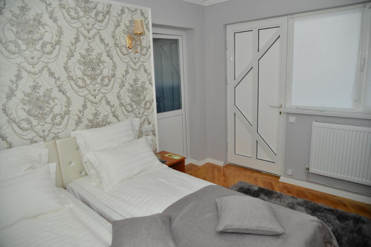 Apartmán Stejarul Buzău Exteriér fotografie