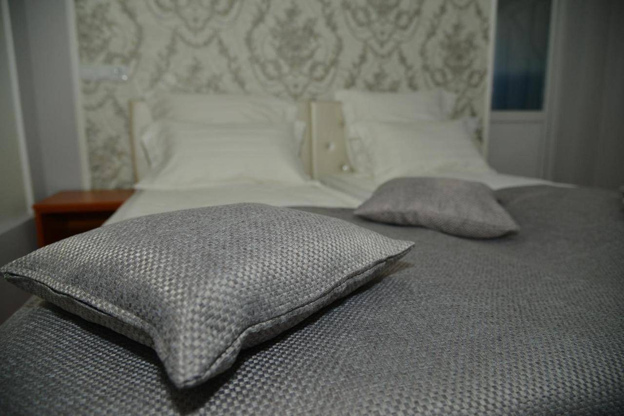 Apartmán Stejarul Buzău Exteriér fotografie