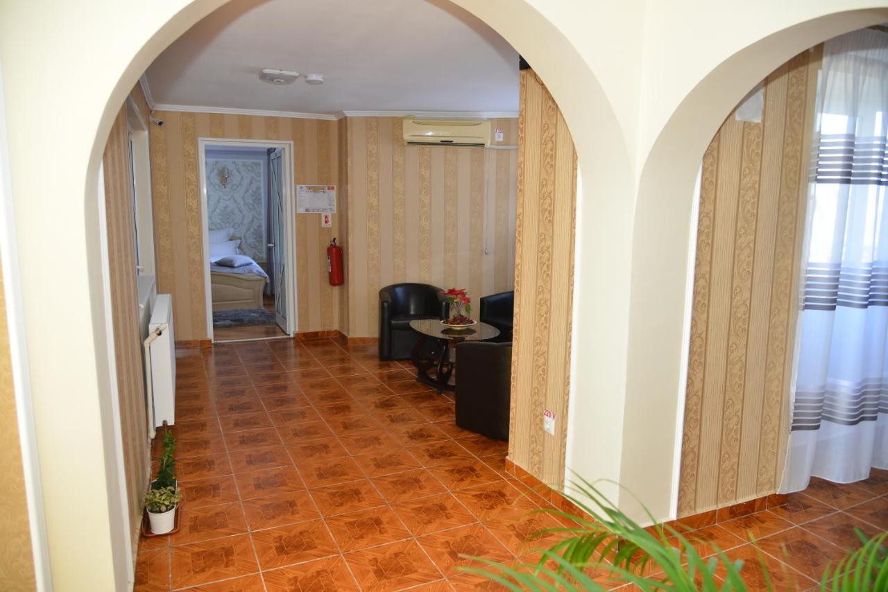 Apartmán Stejarul Buzău Exteriér fotografie